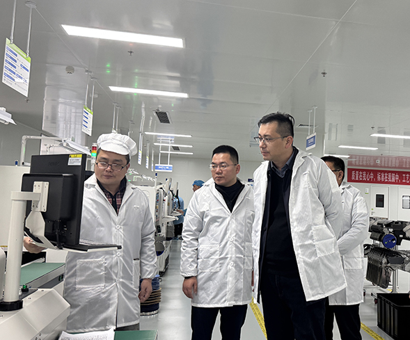 ƽú쵼ݰ710ĶĴӭƼ콻